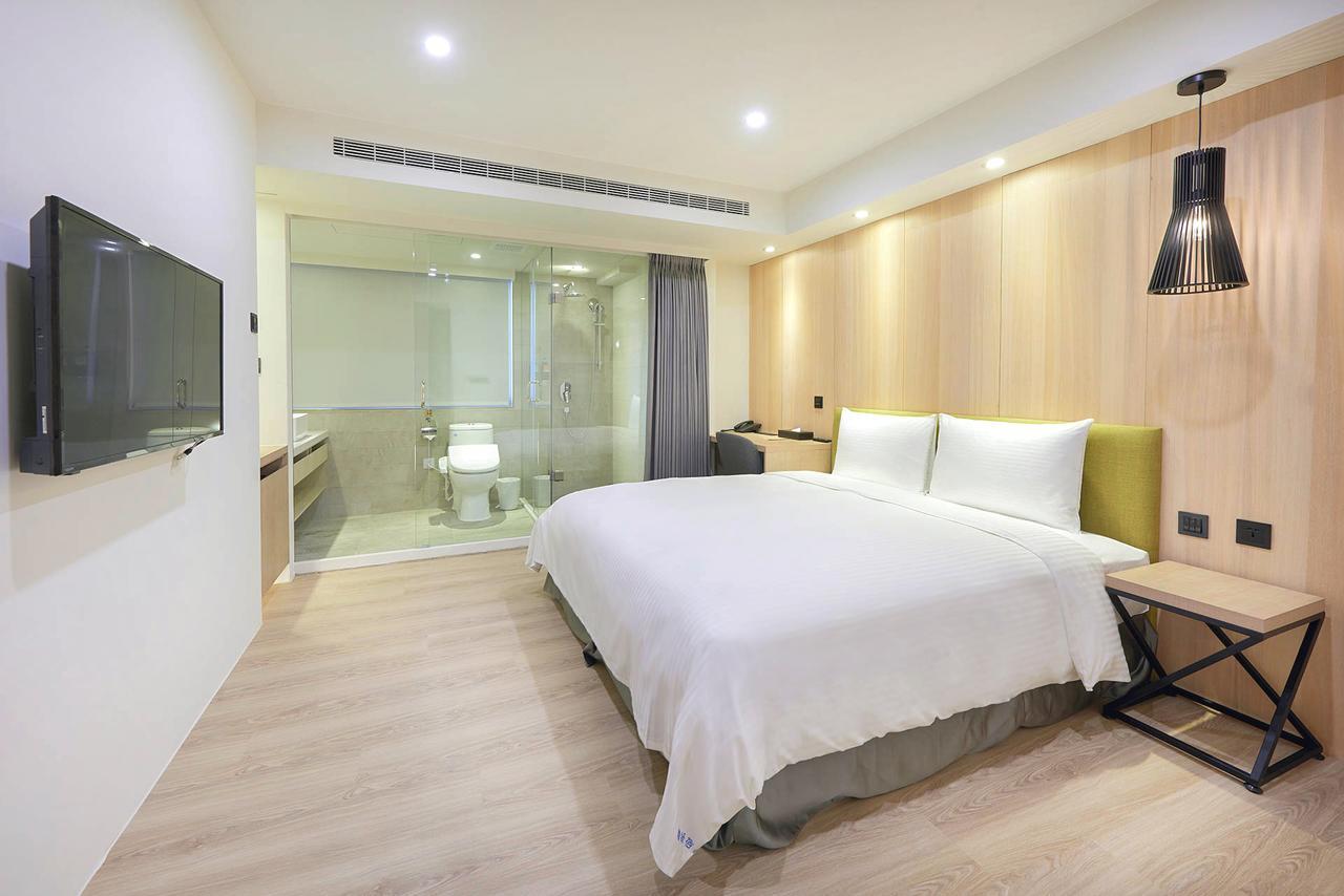 Green Hotel - West District Taichung Esterno foto